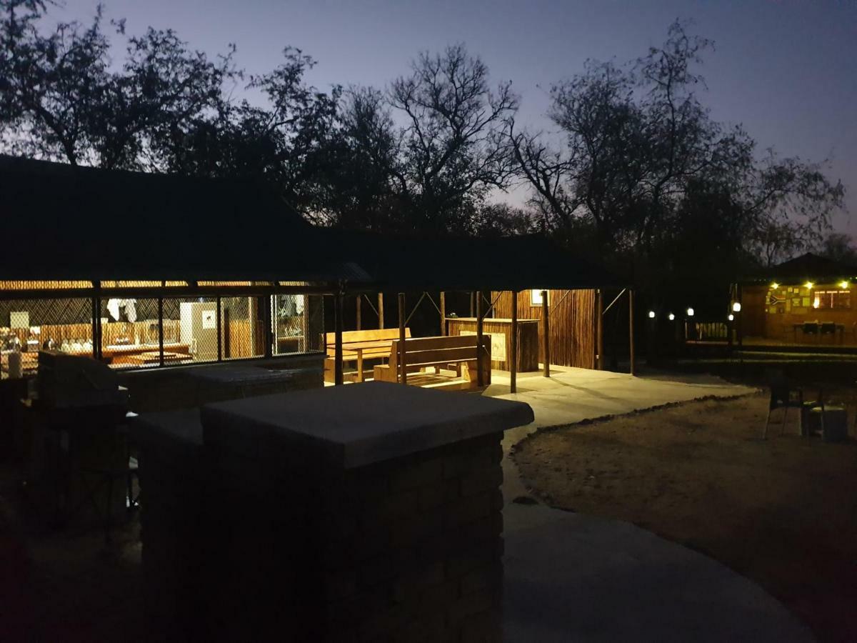 Отель Mananga Bush Camp Скукуза Экстерьер фото